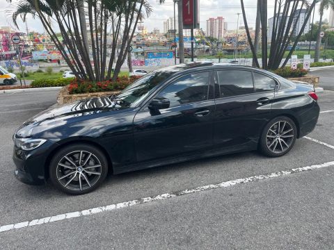BMW 330i Sport 2020 preta baixa km impecável !!