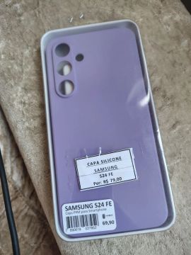 Capa de Silicone Samsung S24 FE