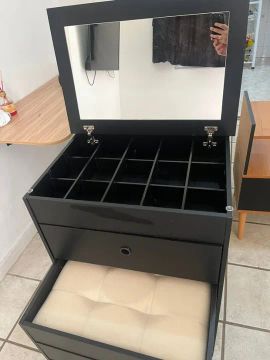 Penteadeira/Maquiadora e Porta Maquiagem Com Banqueta Branca