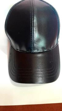 Boné de Couro Masculino Preto