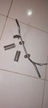 Estribo cromado e pedaleira cromada pra cg99 até 160