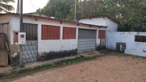 Vende se ou troca ou aluga se