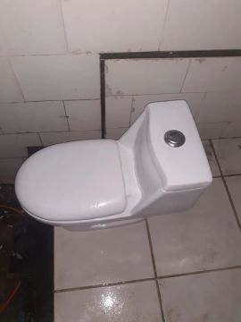 Vendo vaso monobloco seminovo 