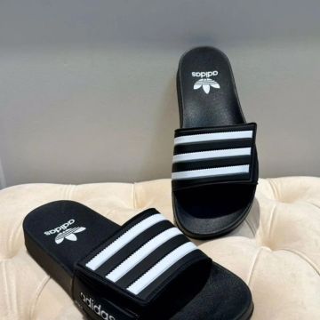 Sandálias Adidas Slides - Tamanho 40
