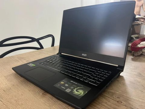 Notebook Gamer MSI Bravo 15C7V, Ryzen 5, 16gb RAM, 500gb SSD, RTX 4050 