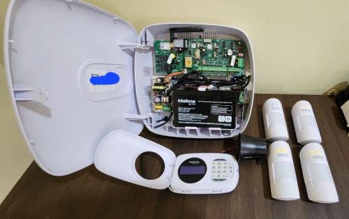 Kit Central De Alarme Monitorado Intelbras Liga e Desliga pelo App