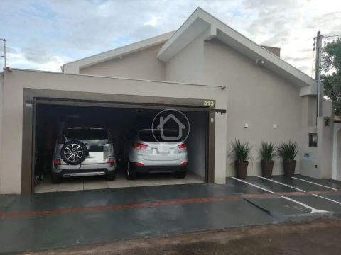 CASA RICA EM PLANEJADOS
