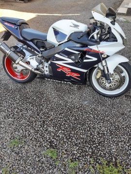 Sucata de moto para retirada de peças Honda CBR 954 2002