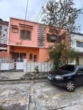 0 - Casa 4 quartos, sendo 1 suíte