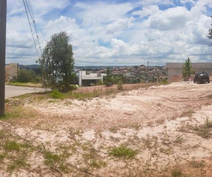 Terreno para venda na Várzea Paulista, Terreno no Laguna Residencial Clube na Várzea Pauli