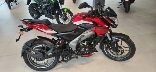 Bajaj Dominar 160 - 17HP !!
