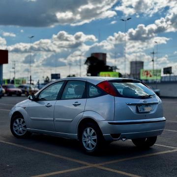 Ford Focus 1.6 8V 2009 completo - Financio.