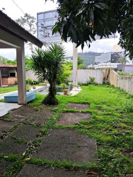 Terreno de 583m² na Santa Mônica