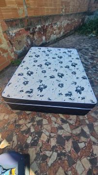 Cama Box Casal com Estofado