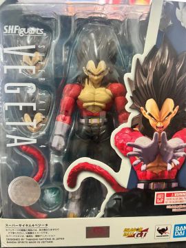 Figura de ação Vegeta Super Saiyajin 4 - SHFiguarts