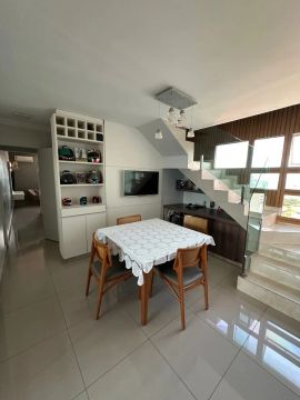 Duplex para venda tem 110 metros quadrados com 3 quartos em Goiânia 2 - Goiânia - GO