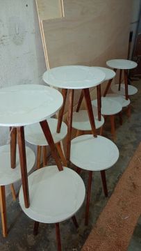 Mesinhas de canto 