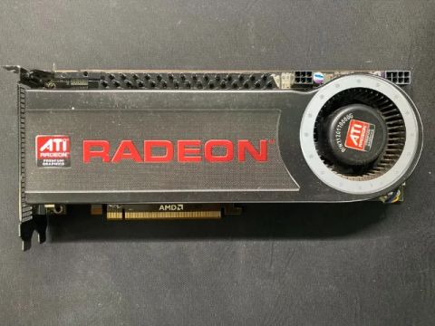 RADEON HD 4870x2 - COM DEFEITO