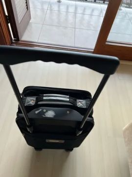 Vendo mala executiva, pouco uso.