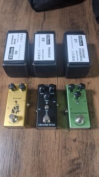 Pedais de Efeito para Guitarra - Tremolo apenas