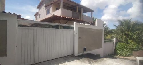 Grande casa, grande oportunidade a casa toda ou  a parte térreo, a negocia