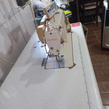 Maquina de costura reta industrial 