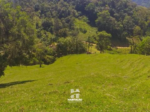 Amplo Sítio em Rodeio