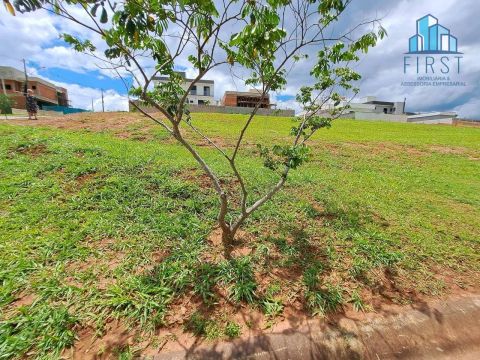 Lindo Terreno condomínio Santa Isabel Louveira