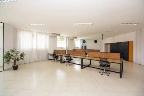 Um espaço prontinho pra sua empresa para venda ou locação