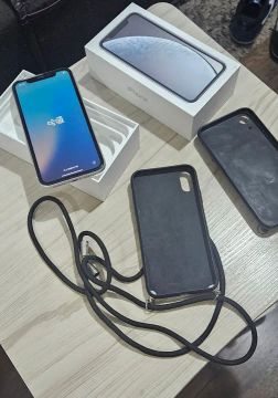 iPhone XR 128gb Seminovo (Usado)