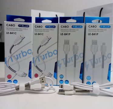 Cabo de iphone usb C e USb normal 