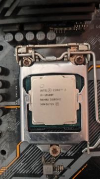 Placa mãe com Processador Intel Core i3 10100F - SRH8U 3.60GHz