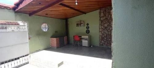 Casa em Nossa senhora de Nazaré T974