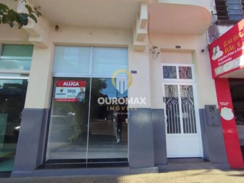 Salão reformado para locação por R$ 1.850/mês - Centro - Ourinhos/SP.