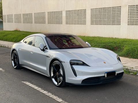 Porsche Taycan 4S Elétrica 2022 impecável 