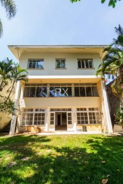 Casa com 450 m², para alugar no bairro Pacaembu.