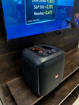 Caixa de som jbl encore original muito conservada 
