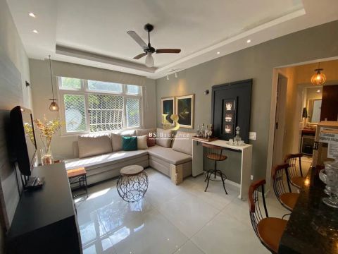 Apartamento com 2 dormitórios à venda, 70 m² por R$ 588.000,00 - Icaraí - Niterói/RJ