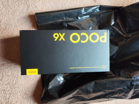 Vendo pocox6 1200.reais 