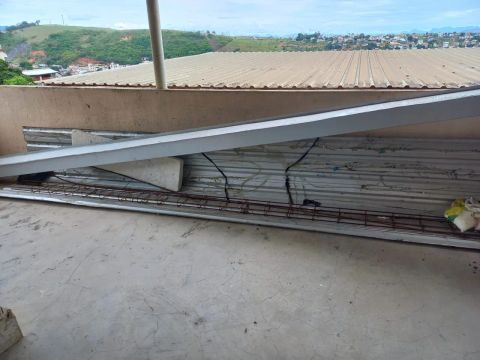 Calha de aluminio e 1 telha de alumio 5metro