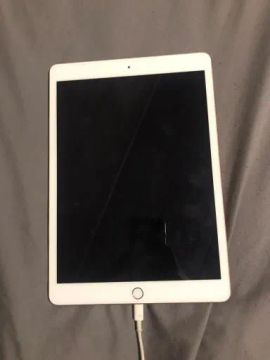 iPad 8 - Tela Retina - 9.7 polegadas