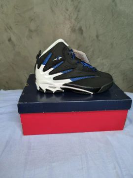 Tênis Reebok "The Blast"