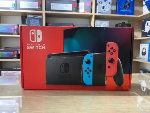 Console Nintendo Switch Neon Red e Blue (Seminovo) - Loja Fisica - Parcelamos sem juros