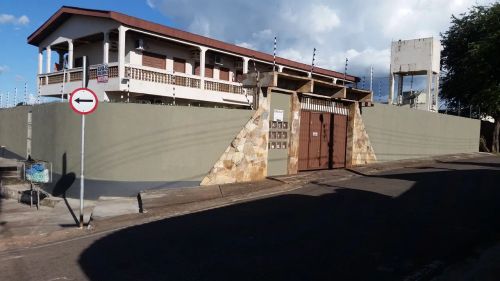 Alugo Kitnet na Estação Experimental