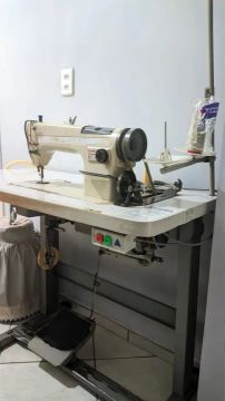 Vende se maquina de costura endustrial reta