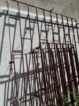 Grades de ferro para janelas medidas na descrição