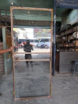 PROMOÇÃO PORTA DE FERRO C/ VIDRO 
