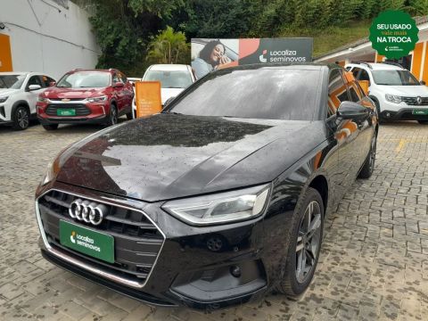 Audi A4 2024 2.0 tfsi mhev prestige s tronic