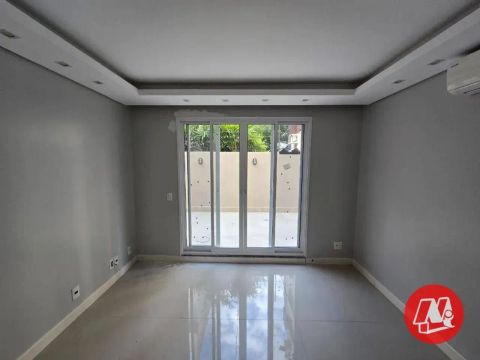 Apartamento com 1 dormitório para alugar, 44 m² por R$ 2.484,00/mês - Higienópolis - Porto