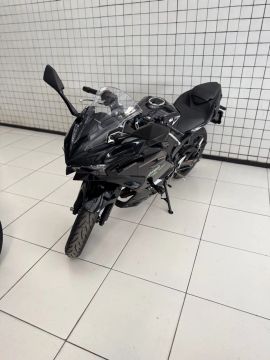 Kawasaki Ninja 500 2025